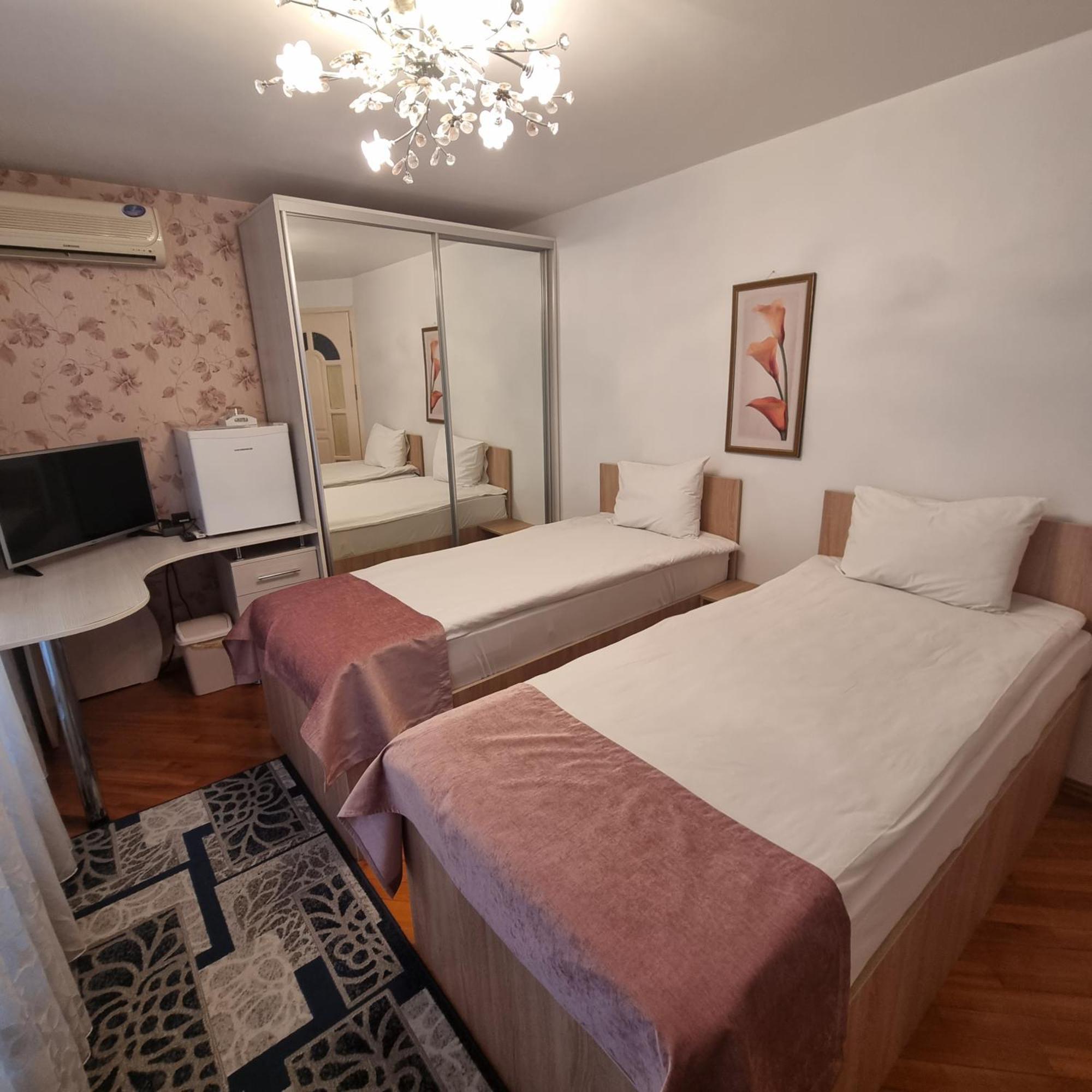 Hotel Home Sweet Home Kiszyniów Zewnętrze zdjęcie