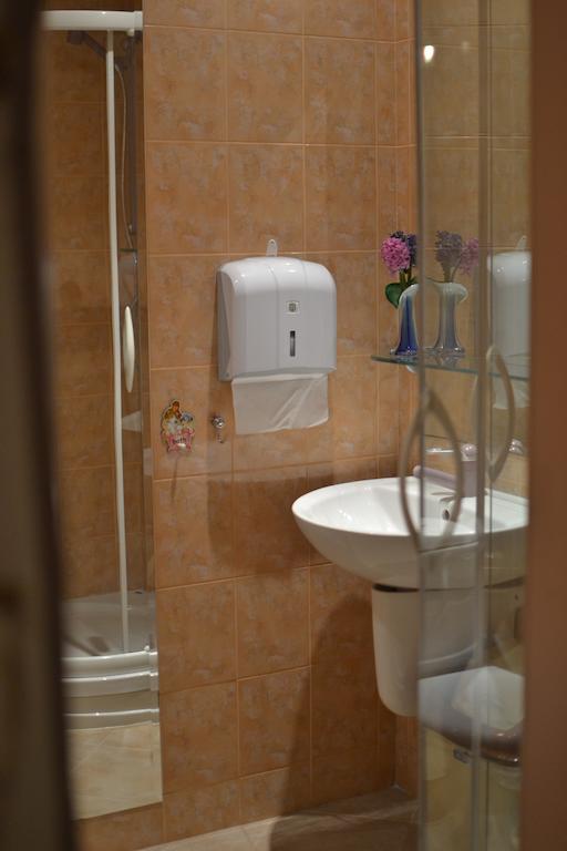 Hotel Home Sweet Home Kiszyniów Zewnętrze zdjęcie